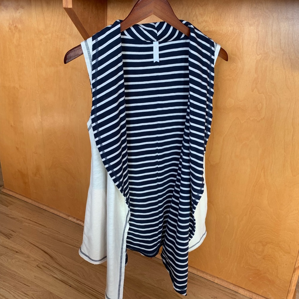 Matilda Jane Reversible Women’s Vest - Picture 3 of 6